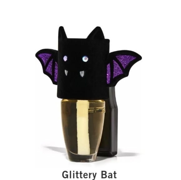 Bath & Body Works Other - GLITTERY BAT WALLFLOWERS FRAGRANCE PLUG by Bath and Body Works